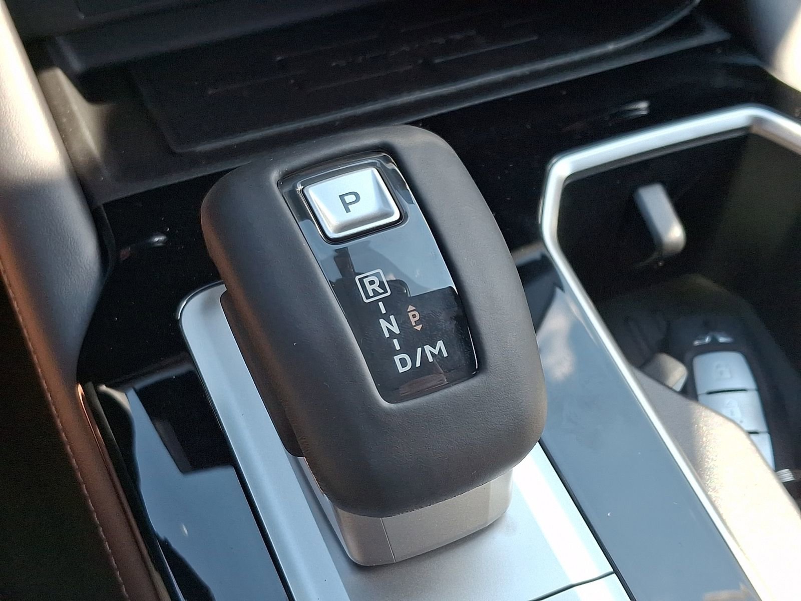 New 2026 Mitsubishi Outlander LE AWD/4WD image 13