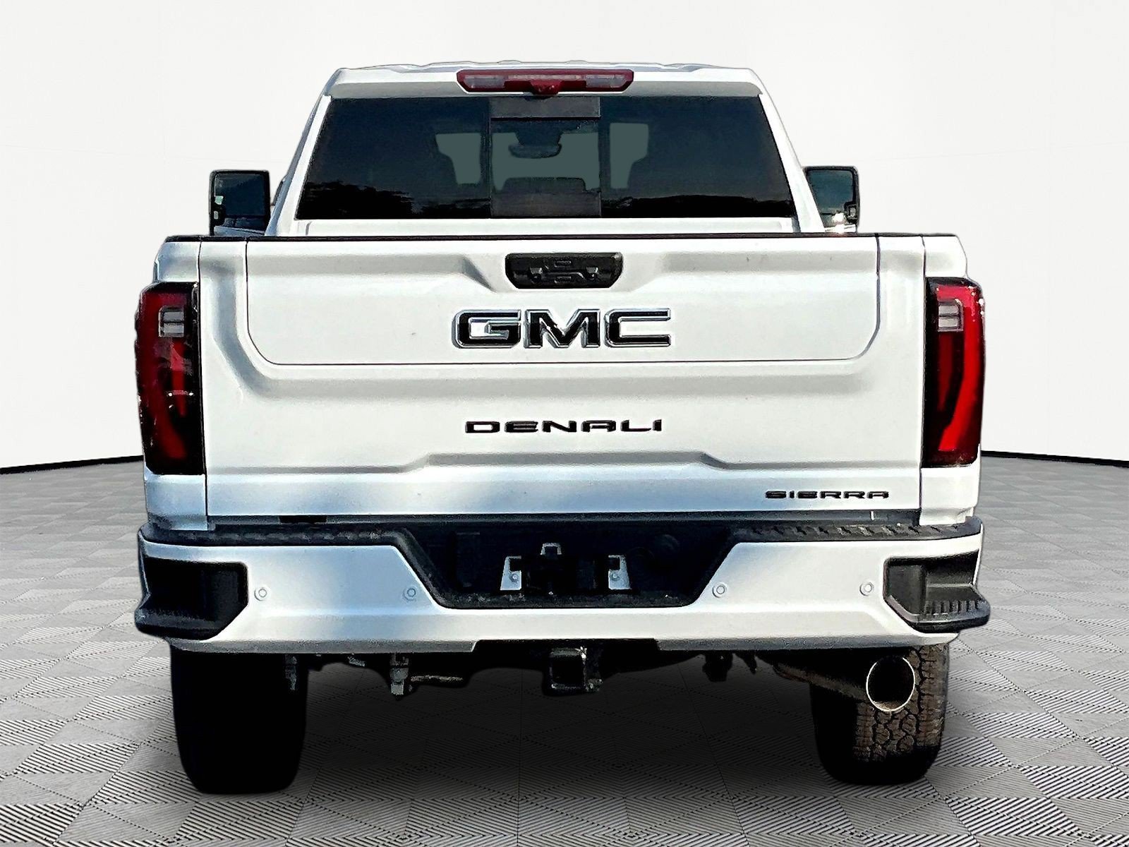 New 2026 GMC Sierra 3500 Denali w/ Denali Reserve Package AWD/4WD image 5