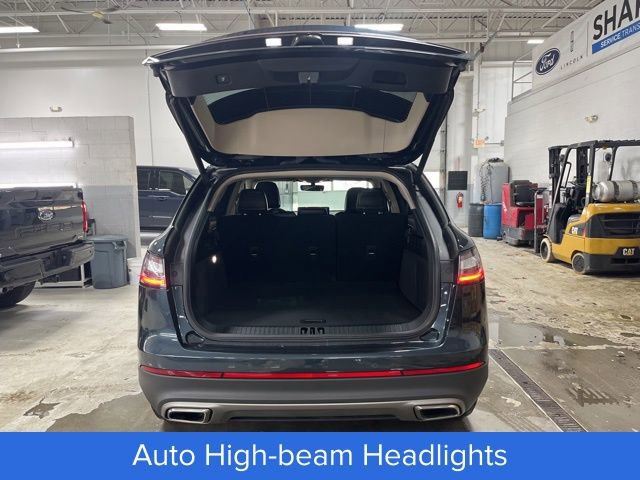 Used 2023 Lincoln Nautilus Reserve image 19