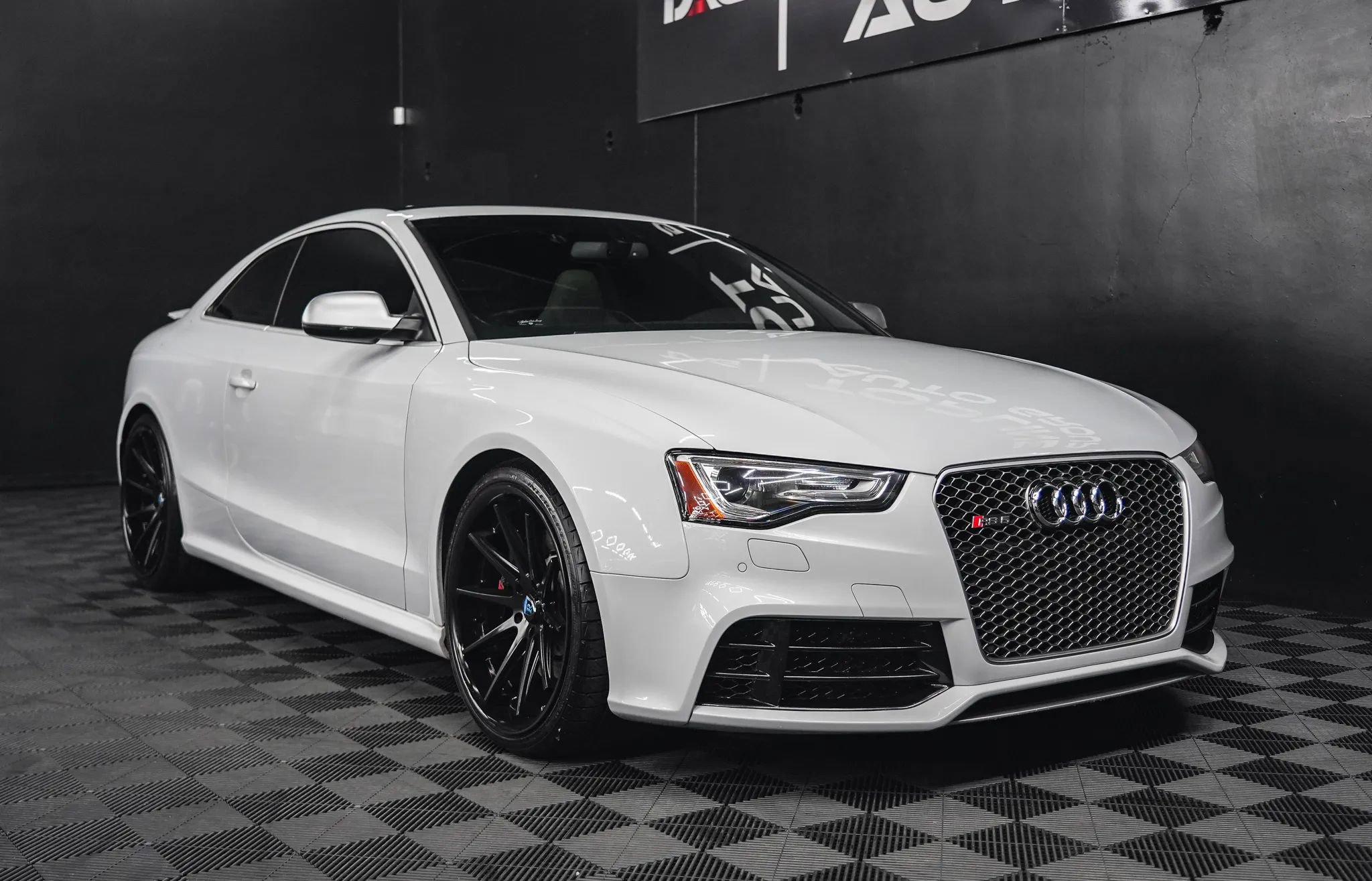 Used 2014 Audi RS 5 Coupe AWD/4WD image 28