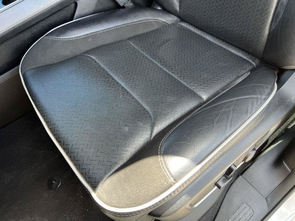 Used 2025 RAM 1500 Laramie AWD/4WD image 12