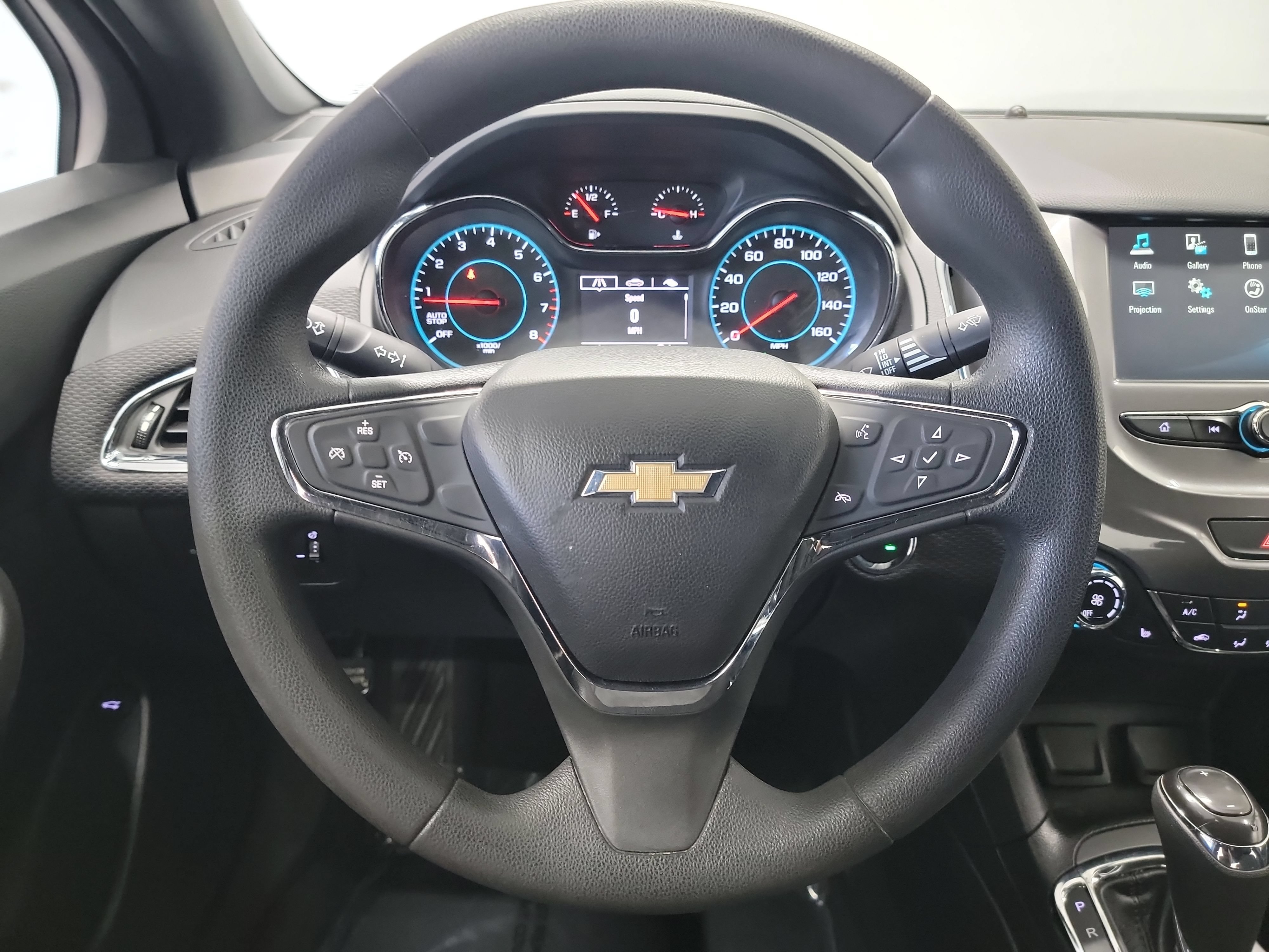 Used 2017 Chevrolet Cruze LT w/ Convenience Package FWD image 17