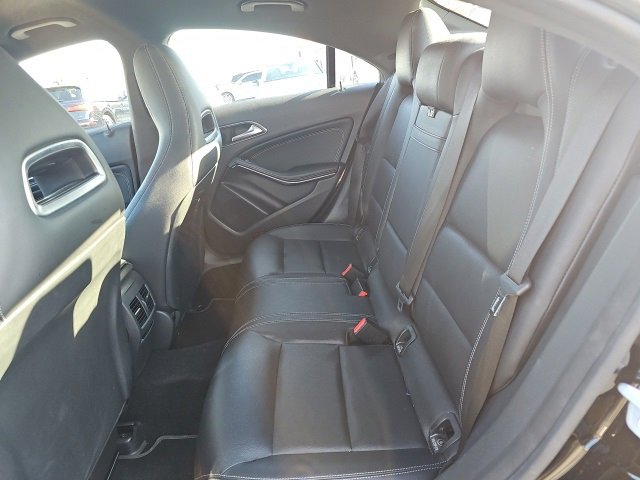 Used 2018 Mercedes-Benz CLA 250 4MATIC image 11