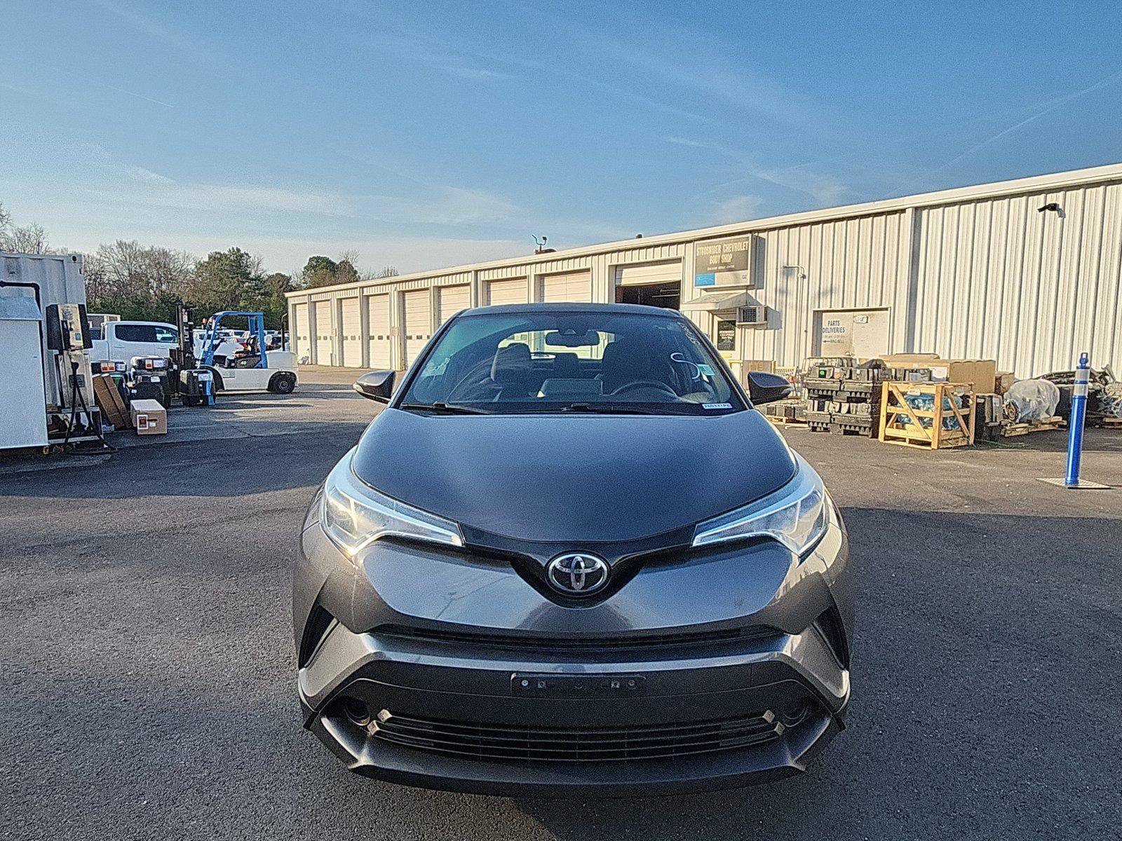 Used 2019 Toyota C-HR LE image 8