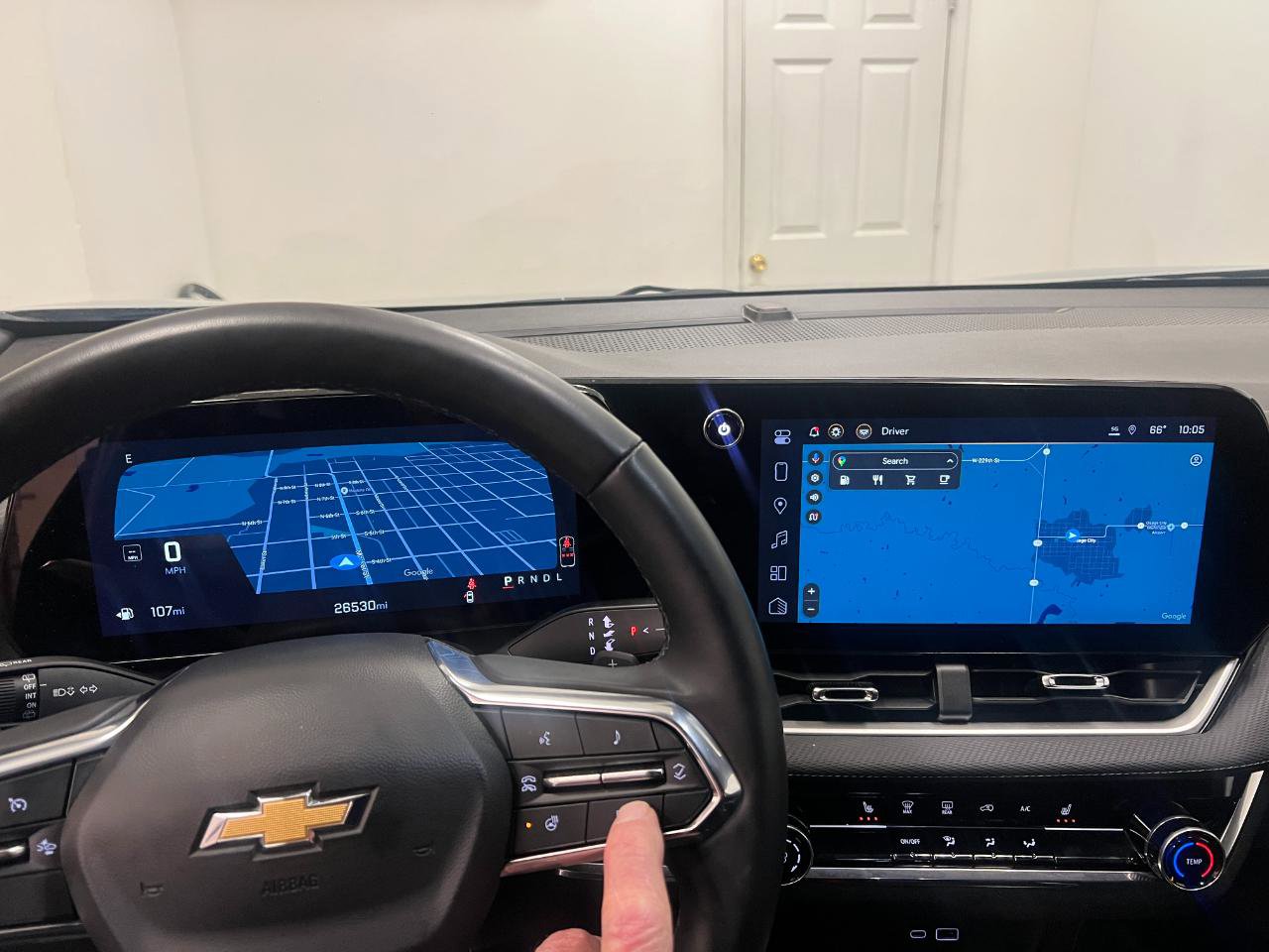 Used 2025 Chevrolet Equinox LT image 40