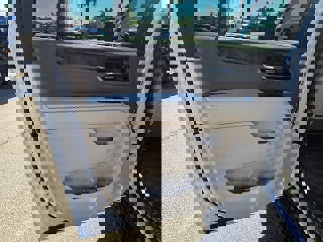 New 2026 GMC Yukon XL Denali w/ Denali Reserve Package AWD/4WD image 22