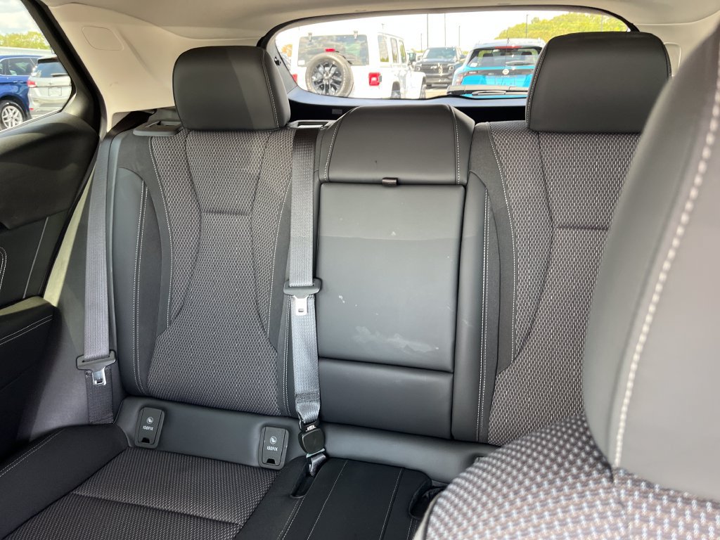 Used 2023 Buick Envision Preferred w/ Sport Touring Package AWD/4WD image 13