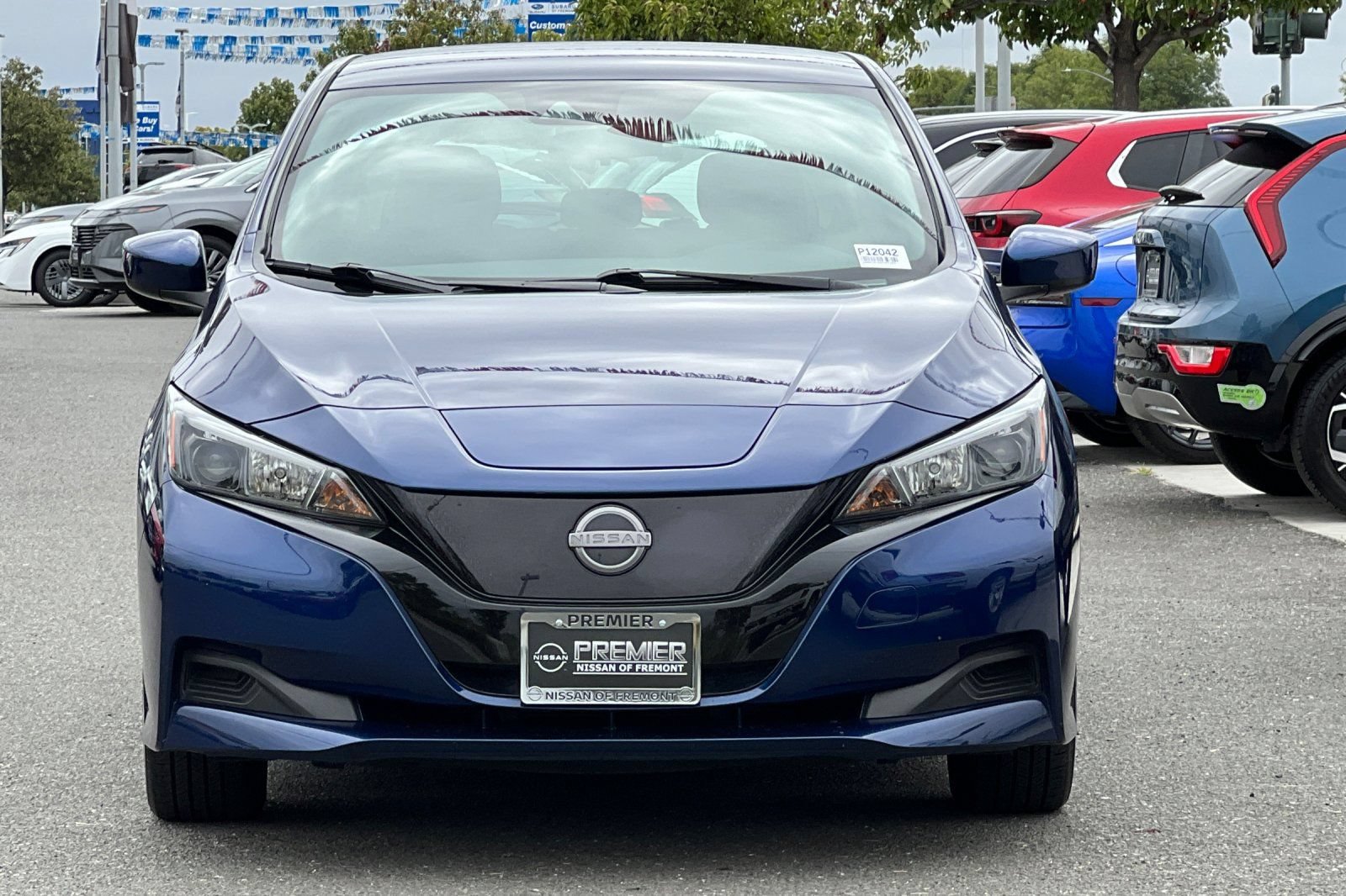 Certified 2025 Nissan Leaf S FWD image 9