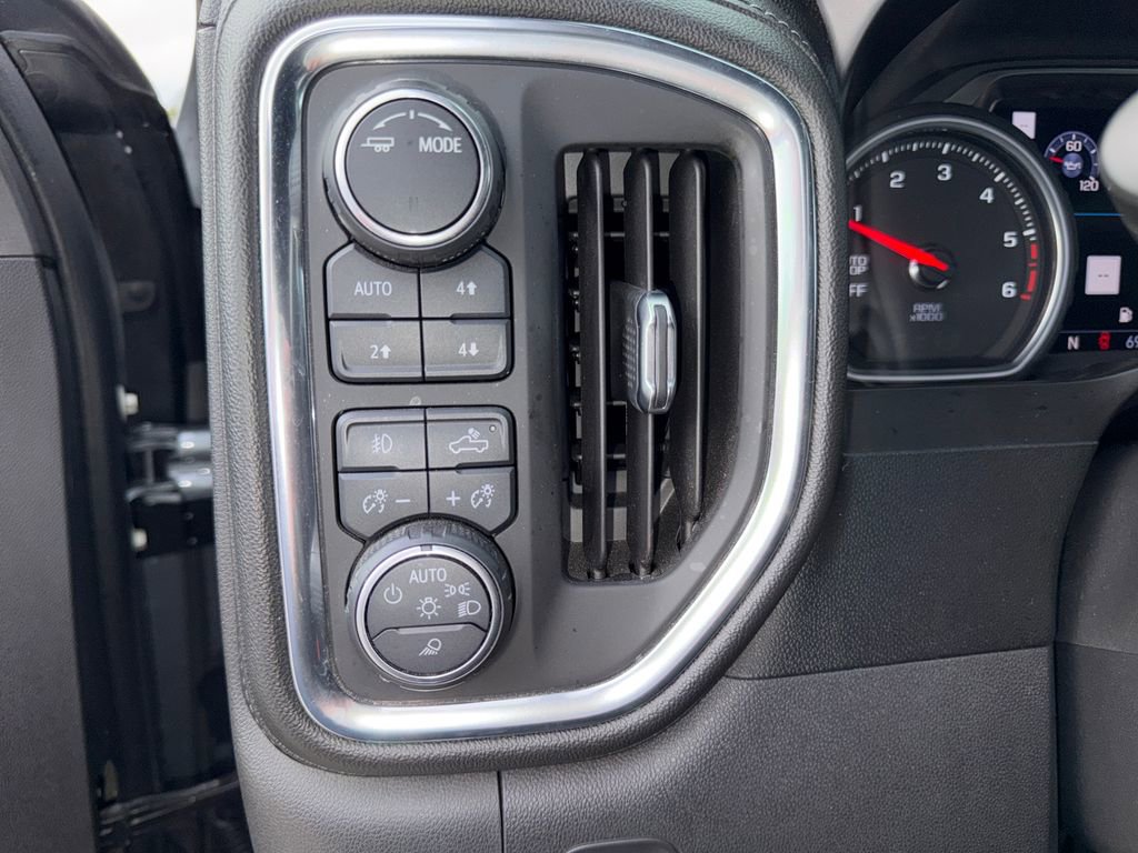 Used 2020 Chevrolet Silverado 1500 High Country w/ Z71 Off-Road Package image 31