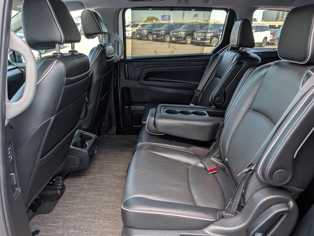 Used 2023 Honda Odyssey Elite image 16