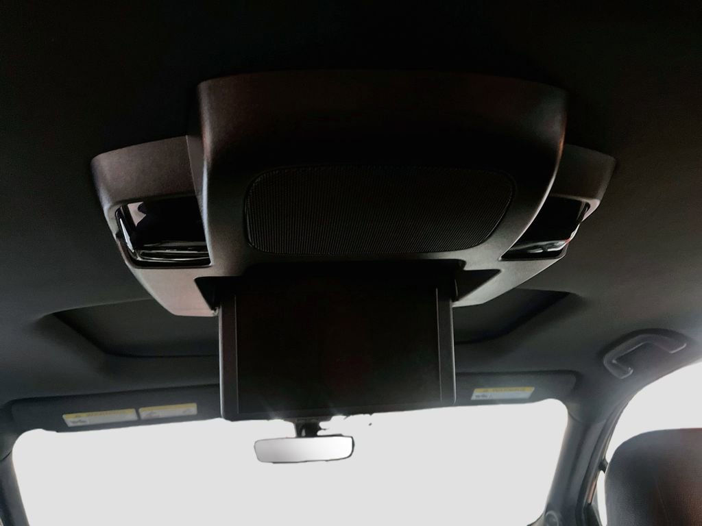 Used 2022 Honda Pilot Black Edition image 27