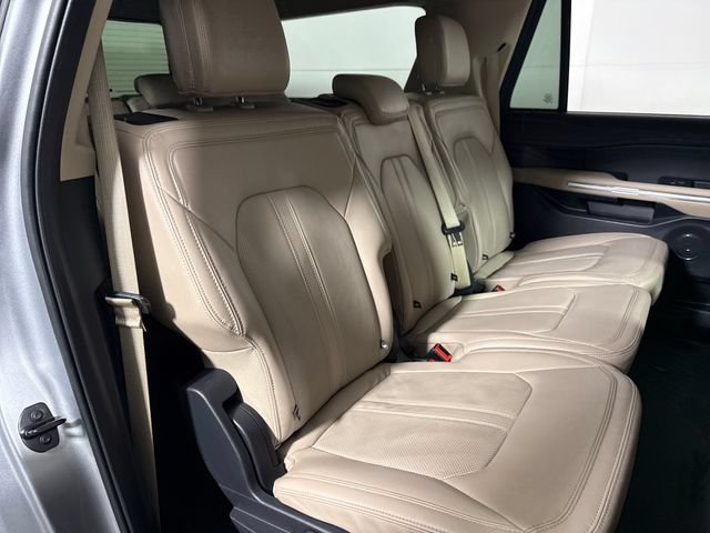 Used 2023 Ford Expedition Max Limited AWD/4WD image 12