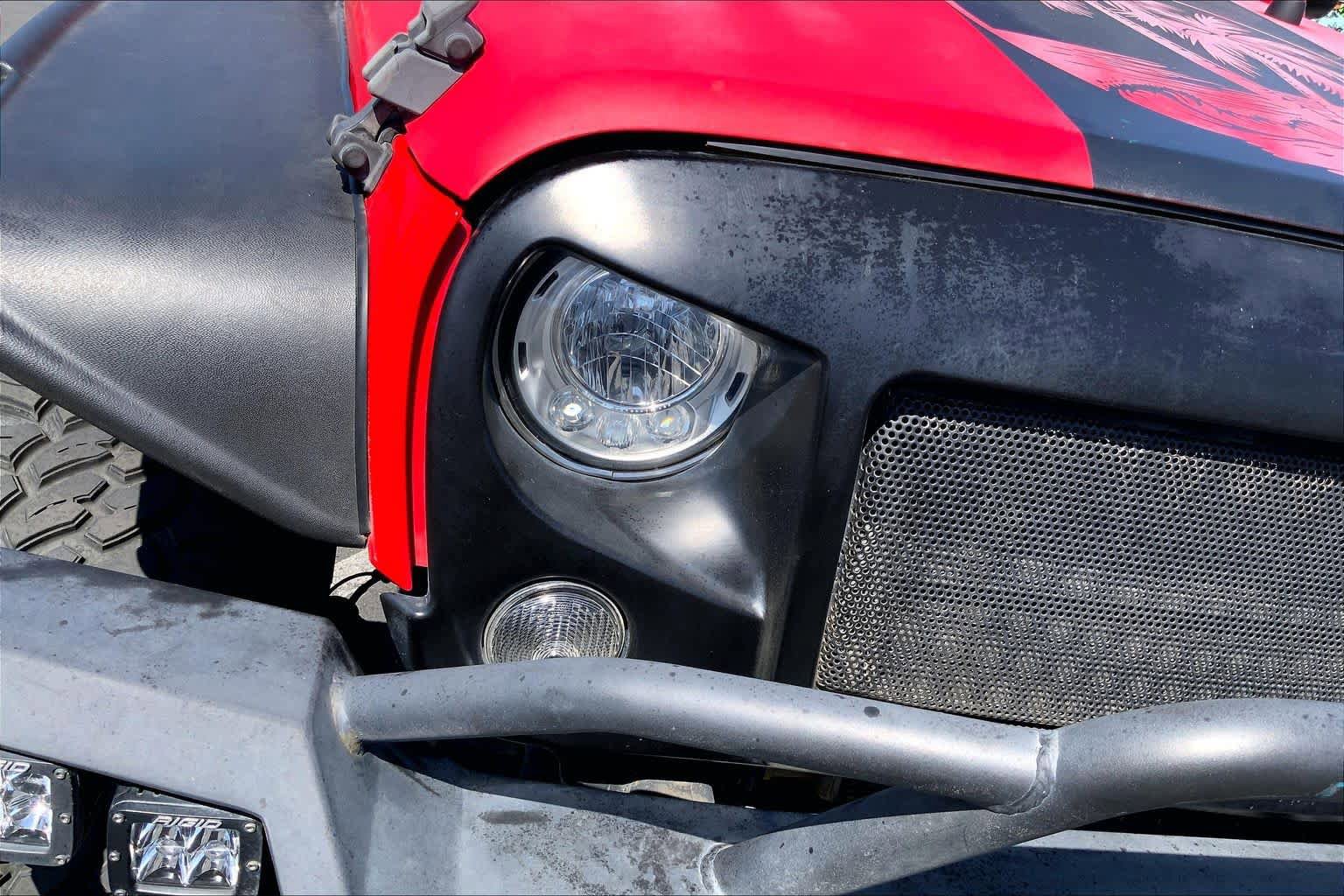 Used 2017 Jeep Wrangler Unlimited Rubicon AWD/4WD image 25