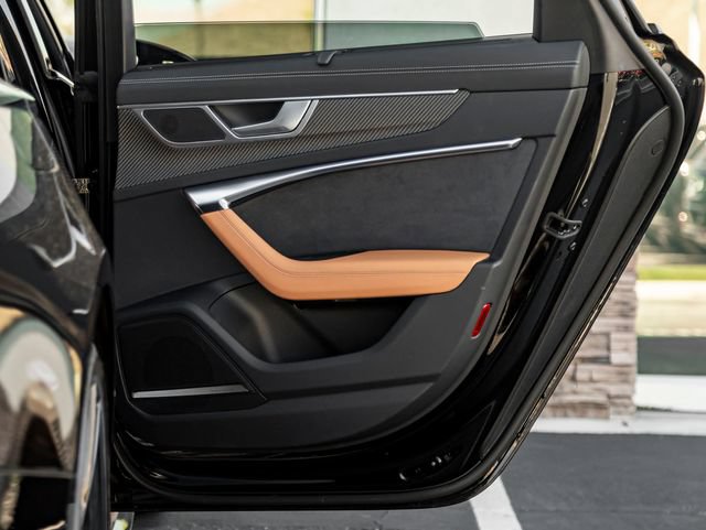 Certified 2023 Audi RS 6 w/ Executive Package AWD/4WD image 31