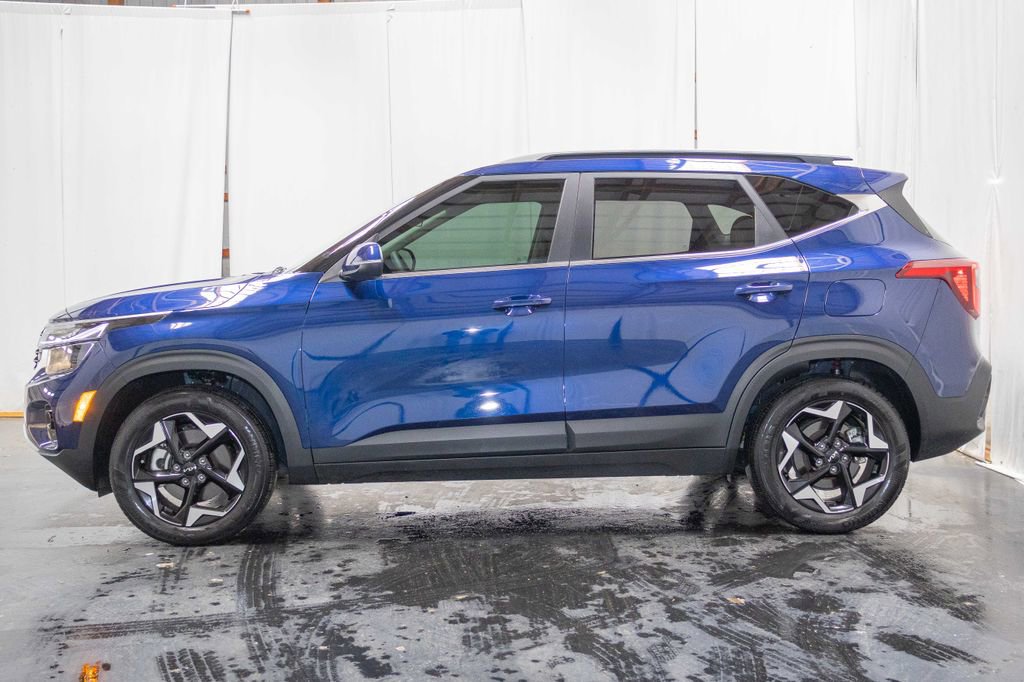 Used 2024 Kia Seltos EX image 5