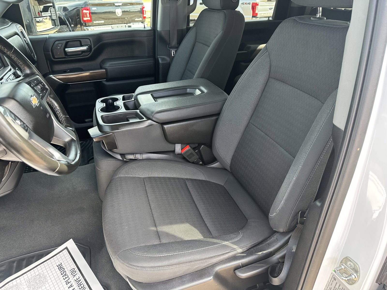 Used 2023 Chevrolet Silverado 3500 LT AWD/4WD image 14