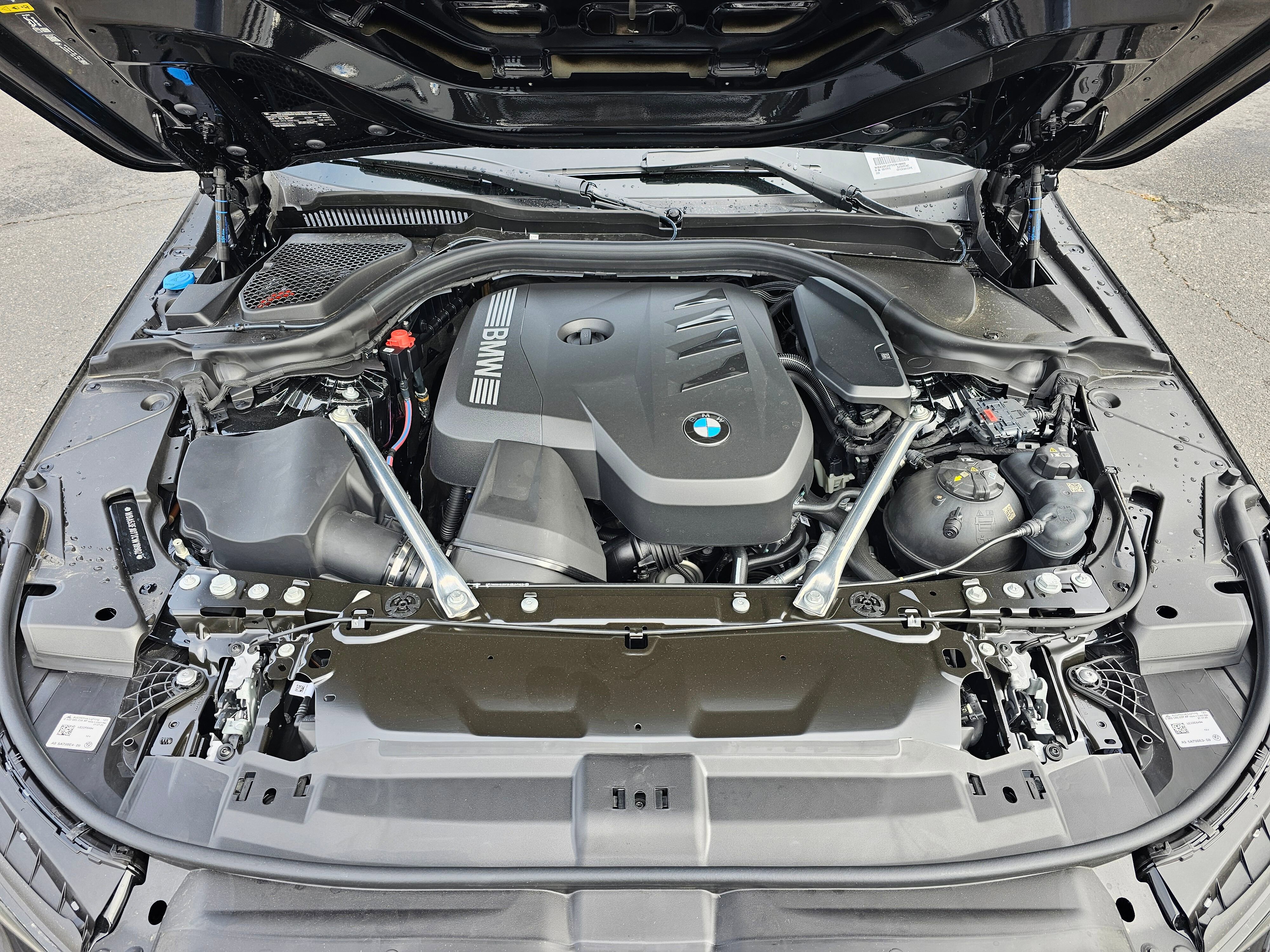 New 2026 BMW 530i xDrive w/ Executive Package image 9