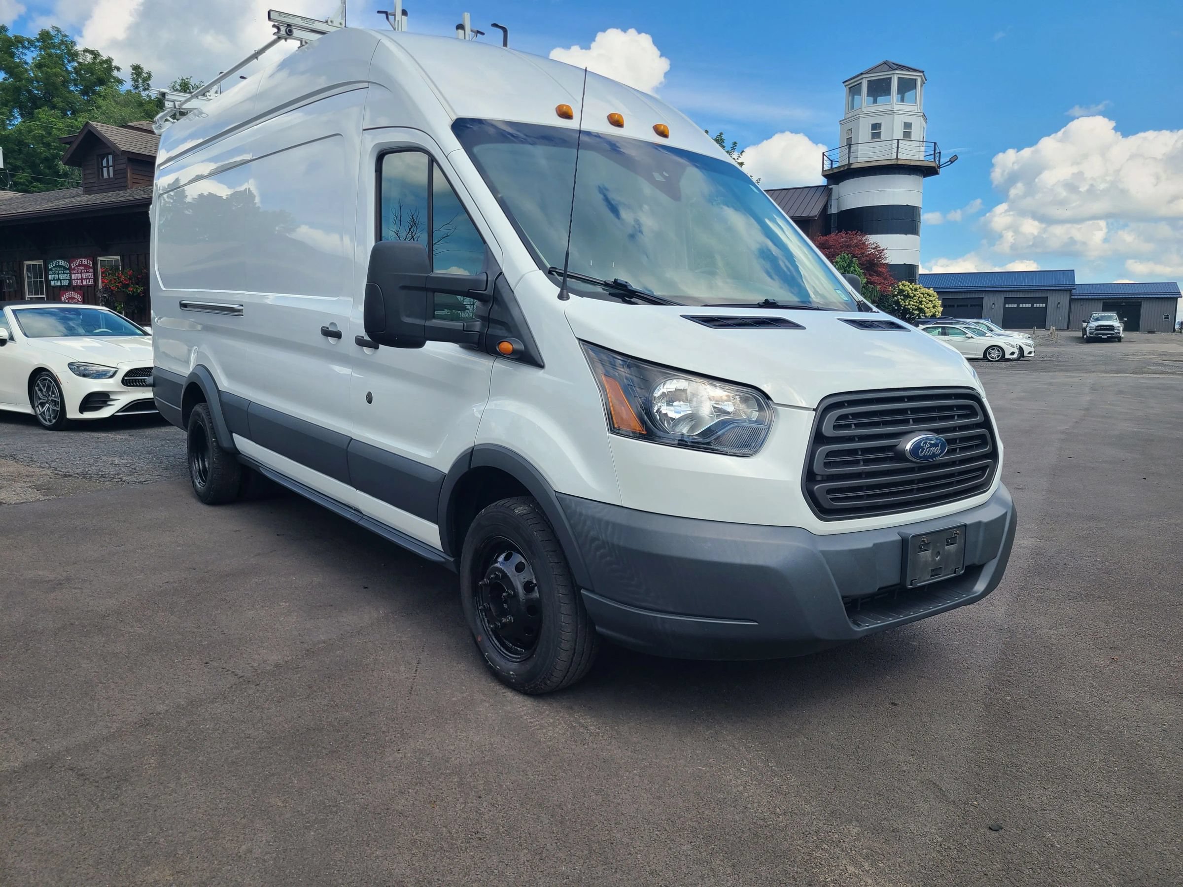 Used 2018 Ford Transit 350 148 High Roof Extended DRW RWD image 4