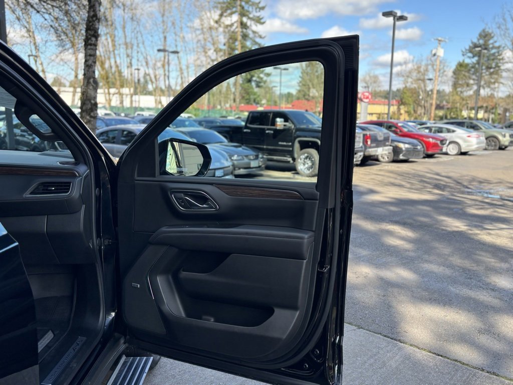 Used 2021 Chevrolet Tahoe High Country image 23