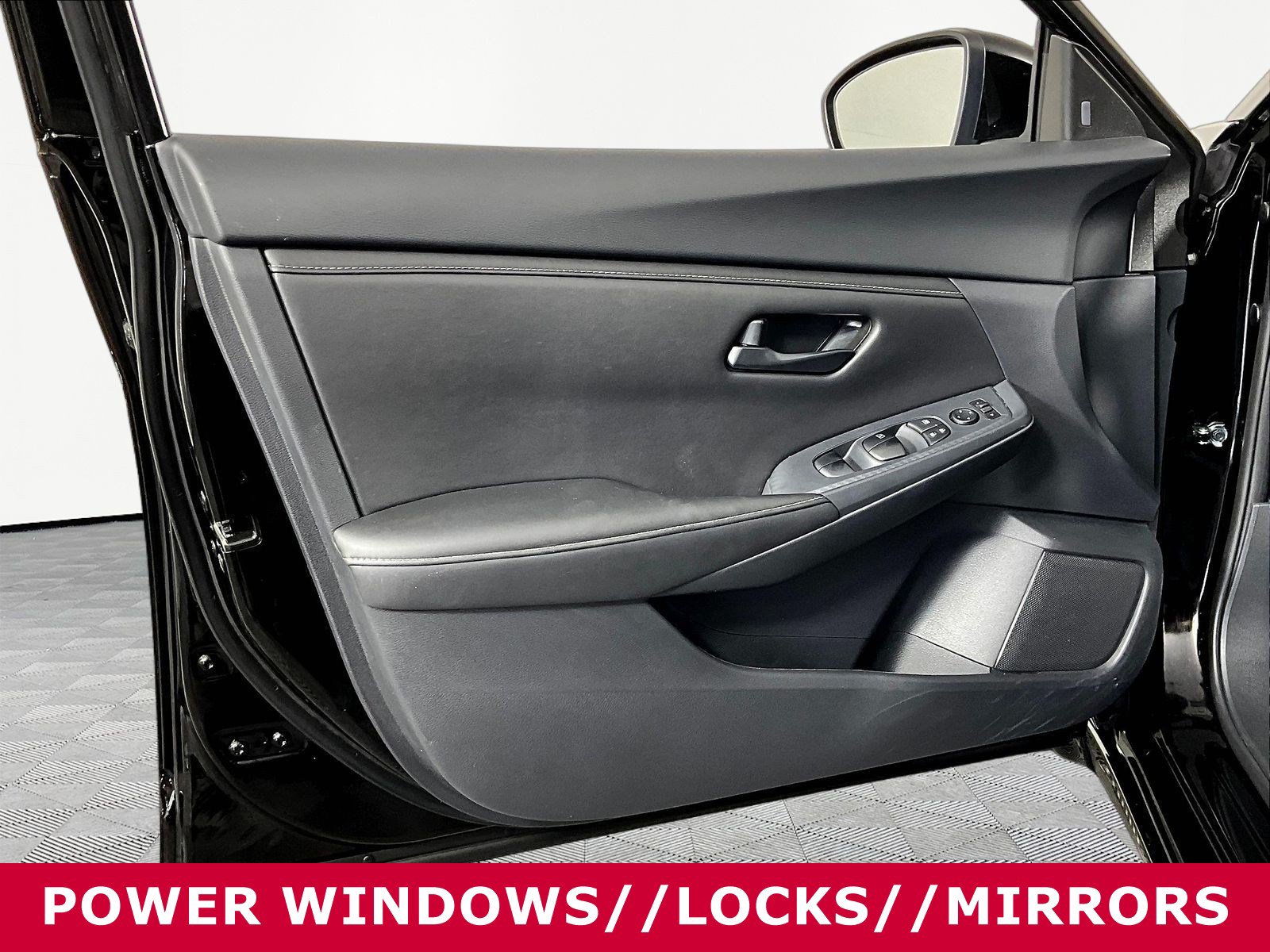 Certified 2025 Nissan Sentra S FWD image 18