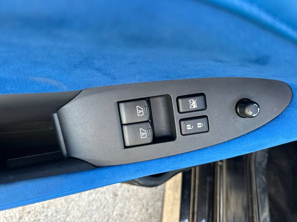 Used 2025 Nissan Z Performance w/ Floor Mat Package RWD image 40