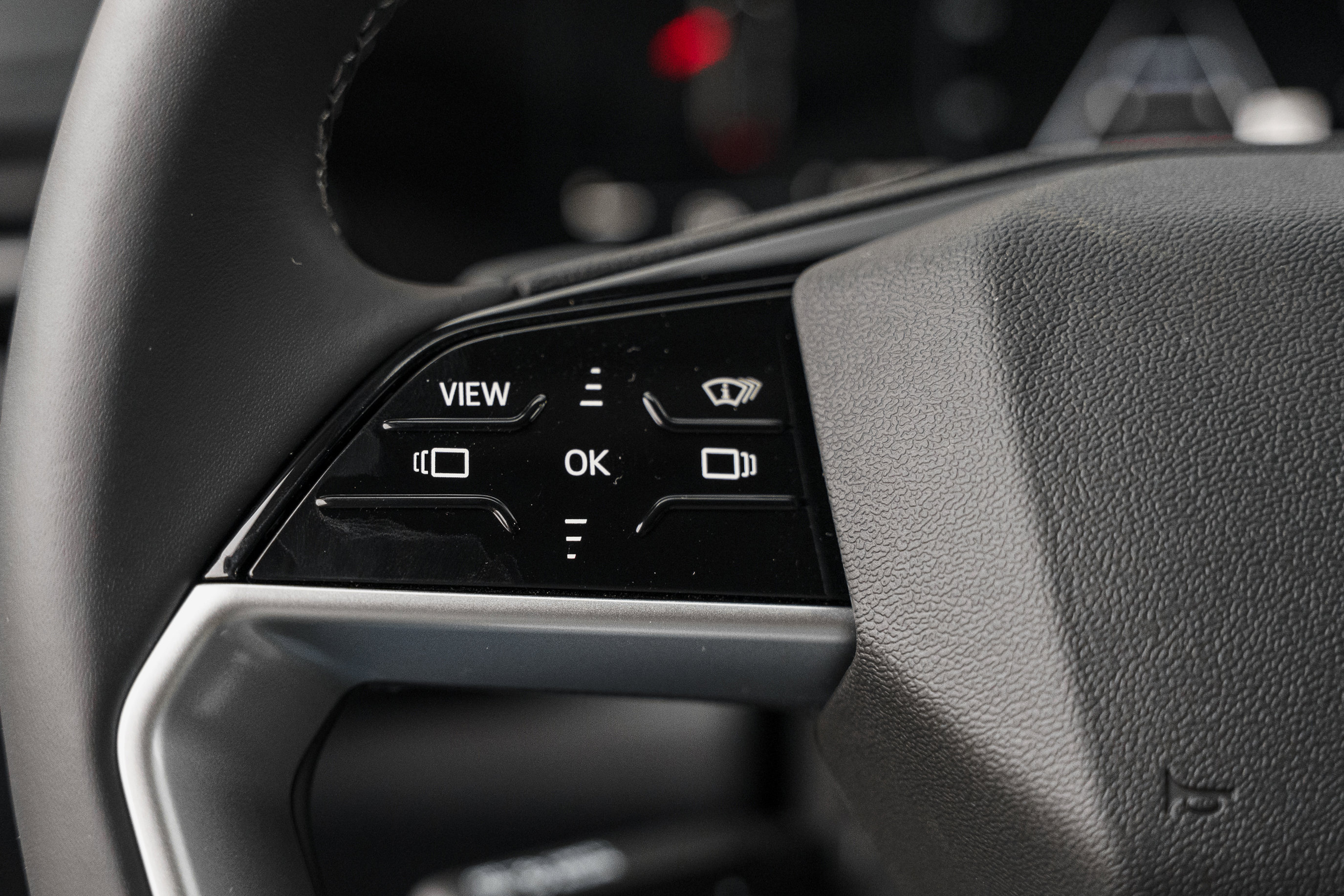 Certified 2025 Audi Q5 Premium Plus image 17