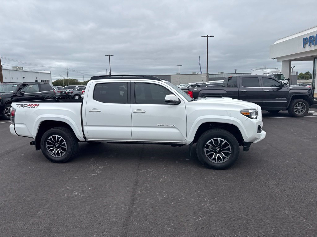 Used 2023 Toyota Tacoma TRD Sport w/ Technology Package AWD/4WD image 16