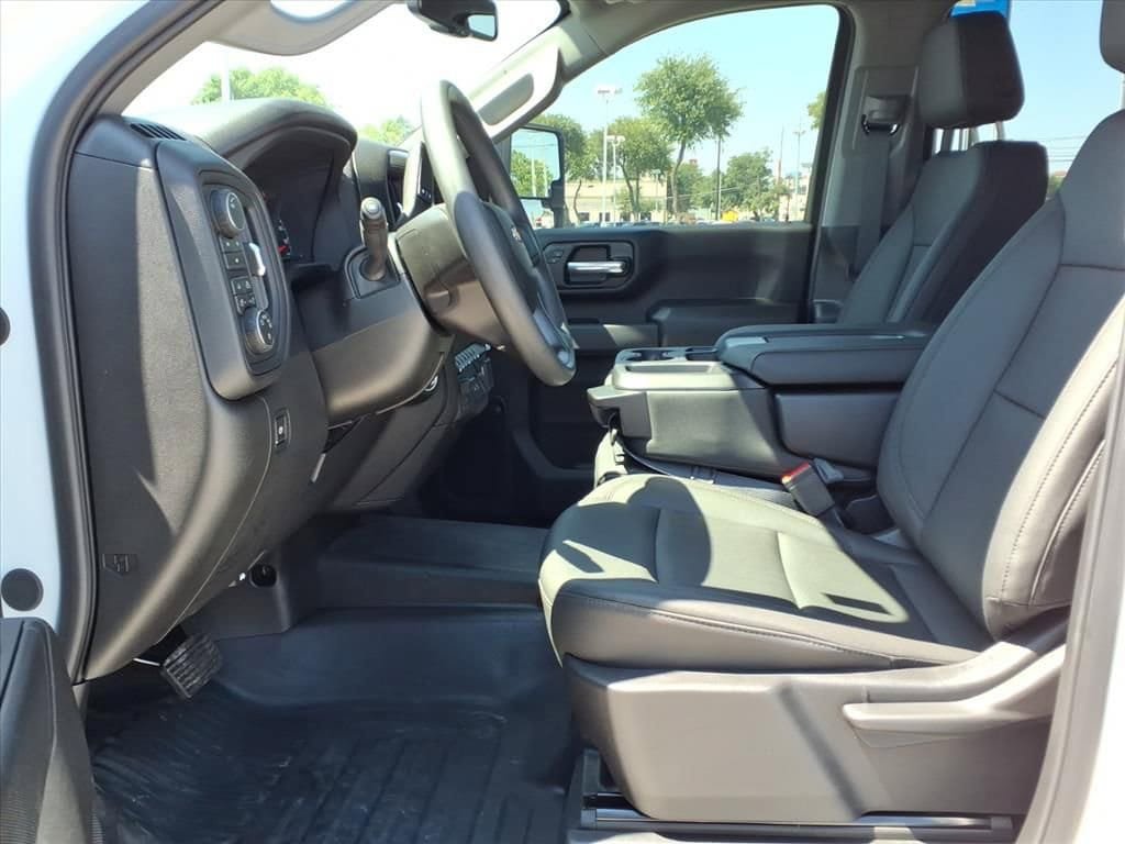New 2026 Chevrolet Silverado 3500 W/T AWD/4WD image 17