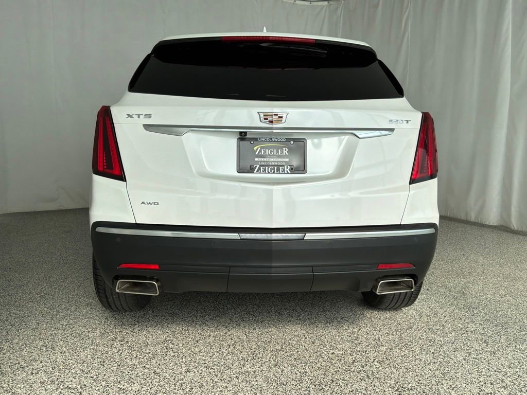 Used 2022 Cadillac XT5 Luxury w/ LPO, Floor Liner Package AWD/4WD image 9