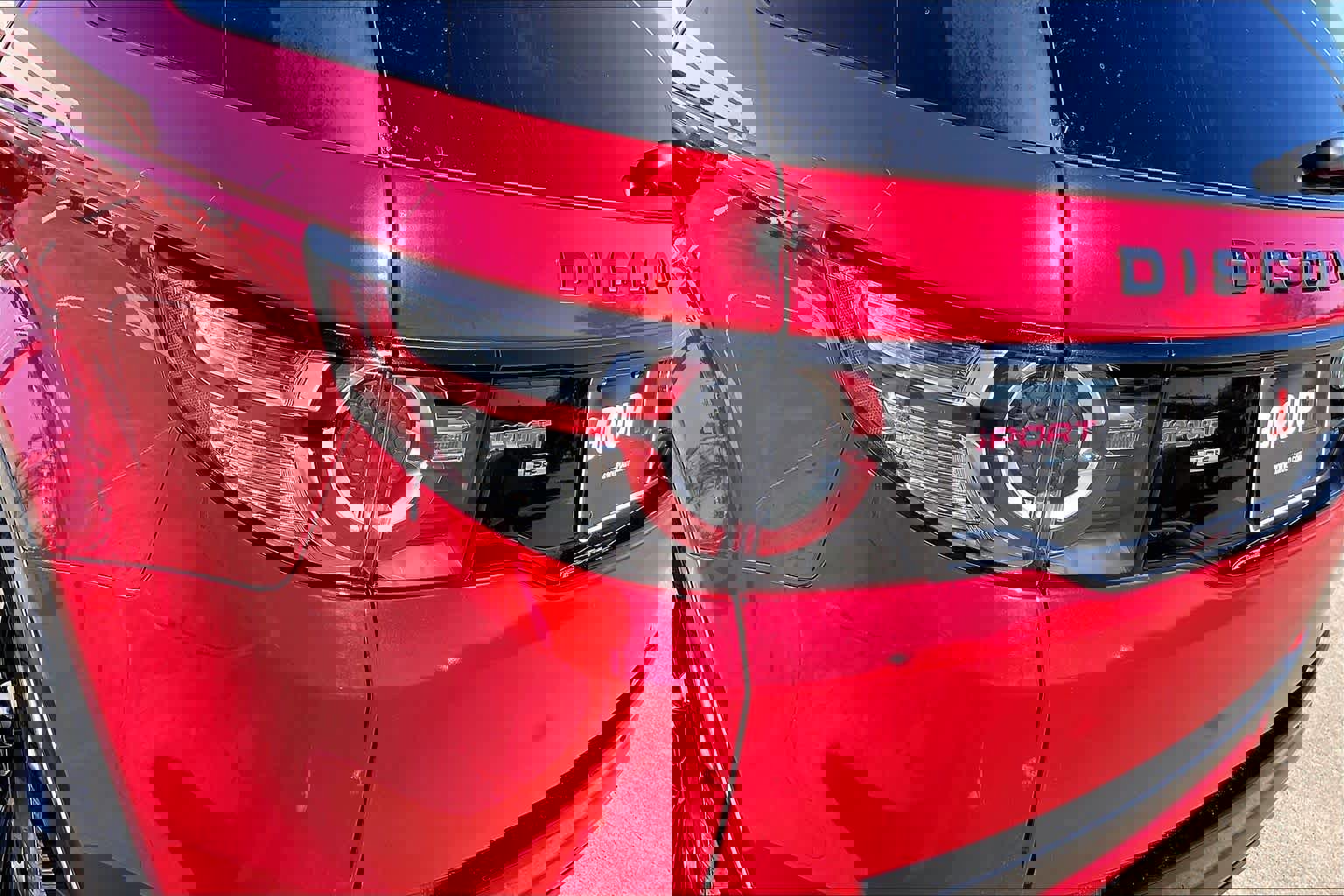 Used 2017 Land Rover Discovery Sport HSE image 26