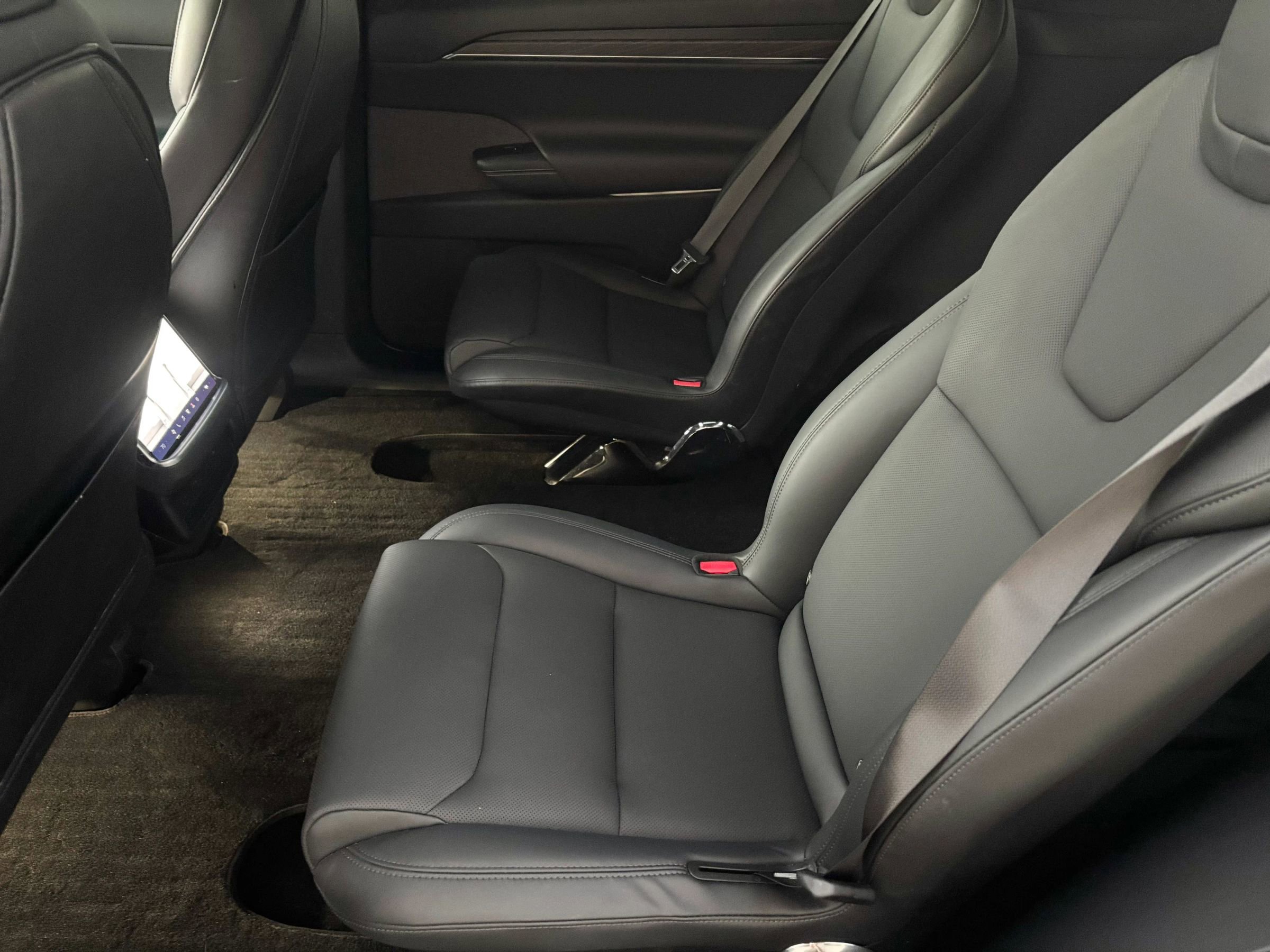 Used 2024 Tesla Model X image 14