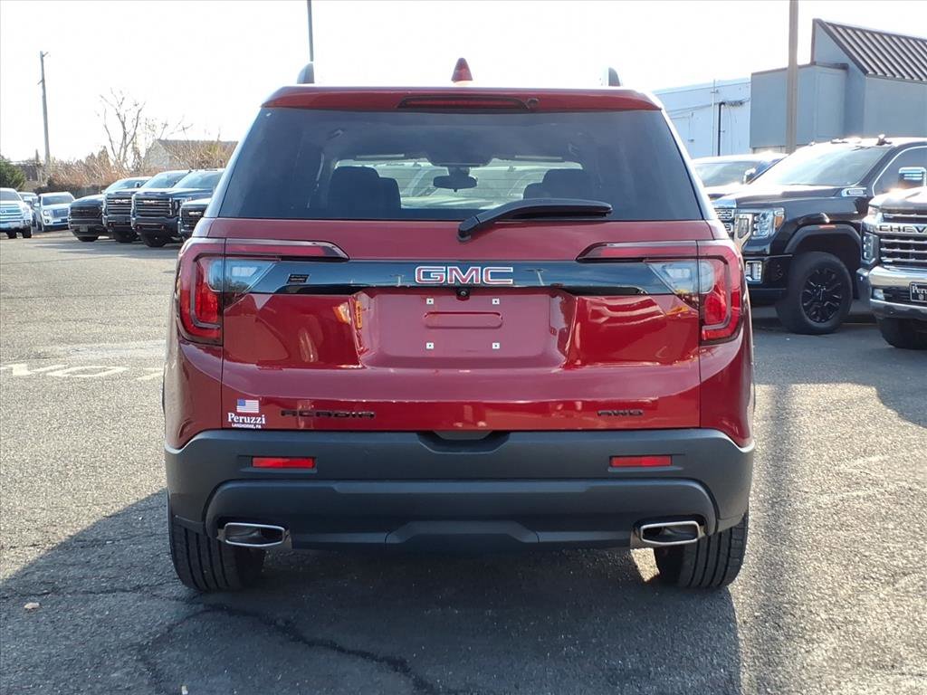 Certified 2023 GMC Acadia SLE w/ Driver Convenience Package image 4