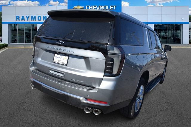 New 2026 Chevrolet Suburban Premier image 4