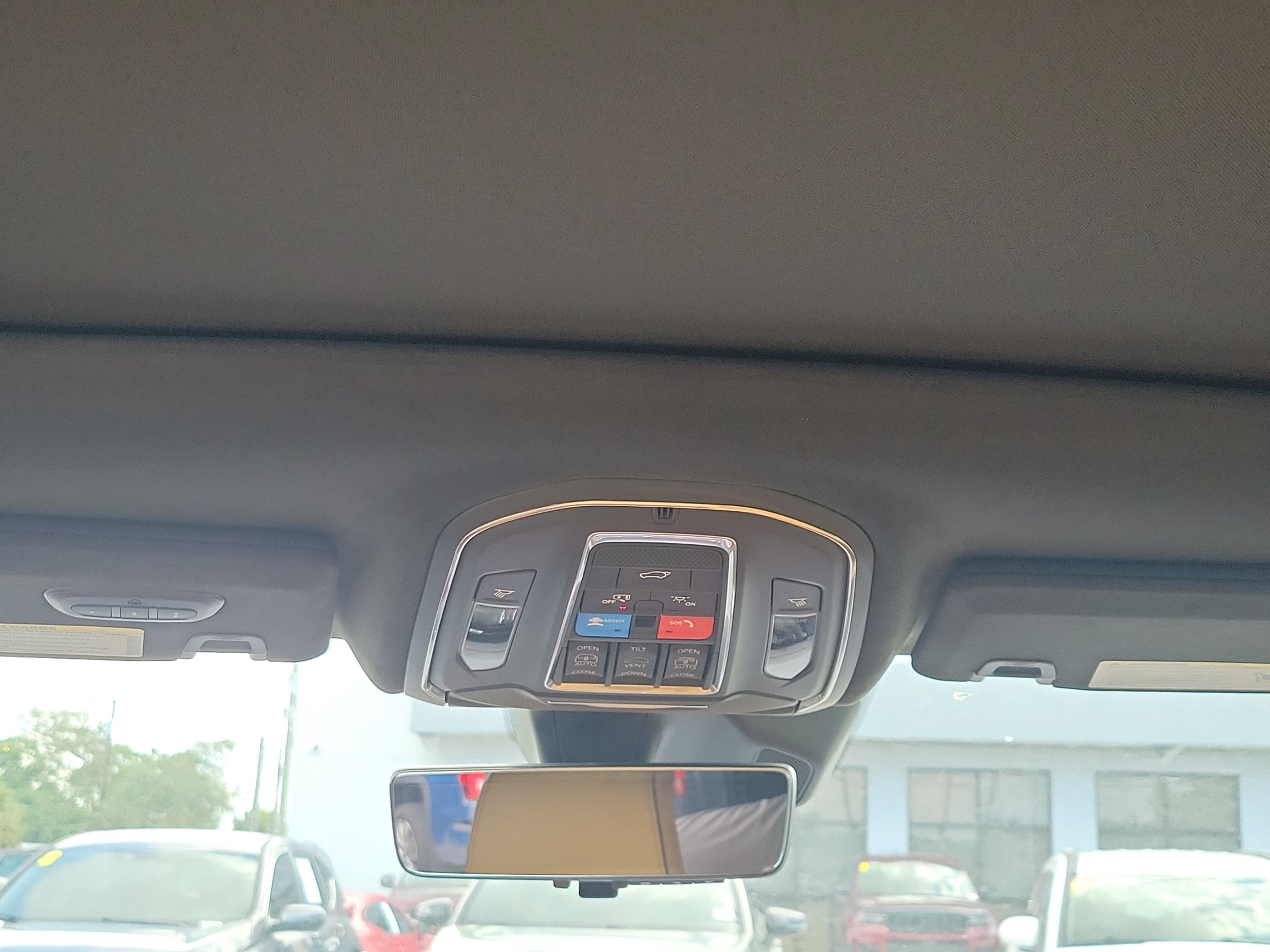 New 2026 Jeep Grand Cherokee Summit w/ Obsidian Package AWD/4WD image 15