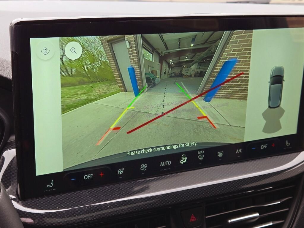 New 2025 Ford Escape ST-Line w/ Tech Pack #1 image 31