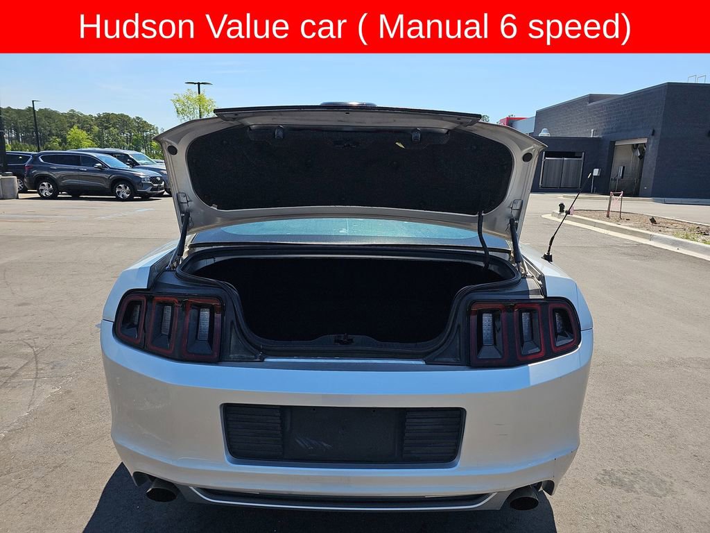 Used 2013 Ford Mustang Coupe RWD image 13