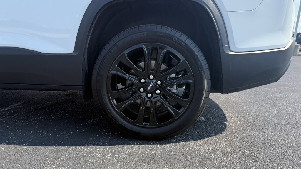 Used 2023 GMC Acadia SLT w/ Elevation Edition image 24