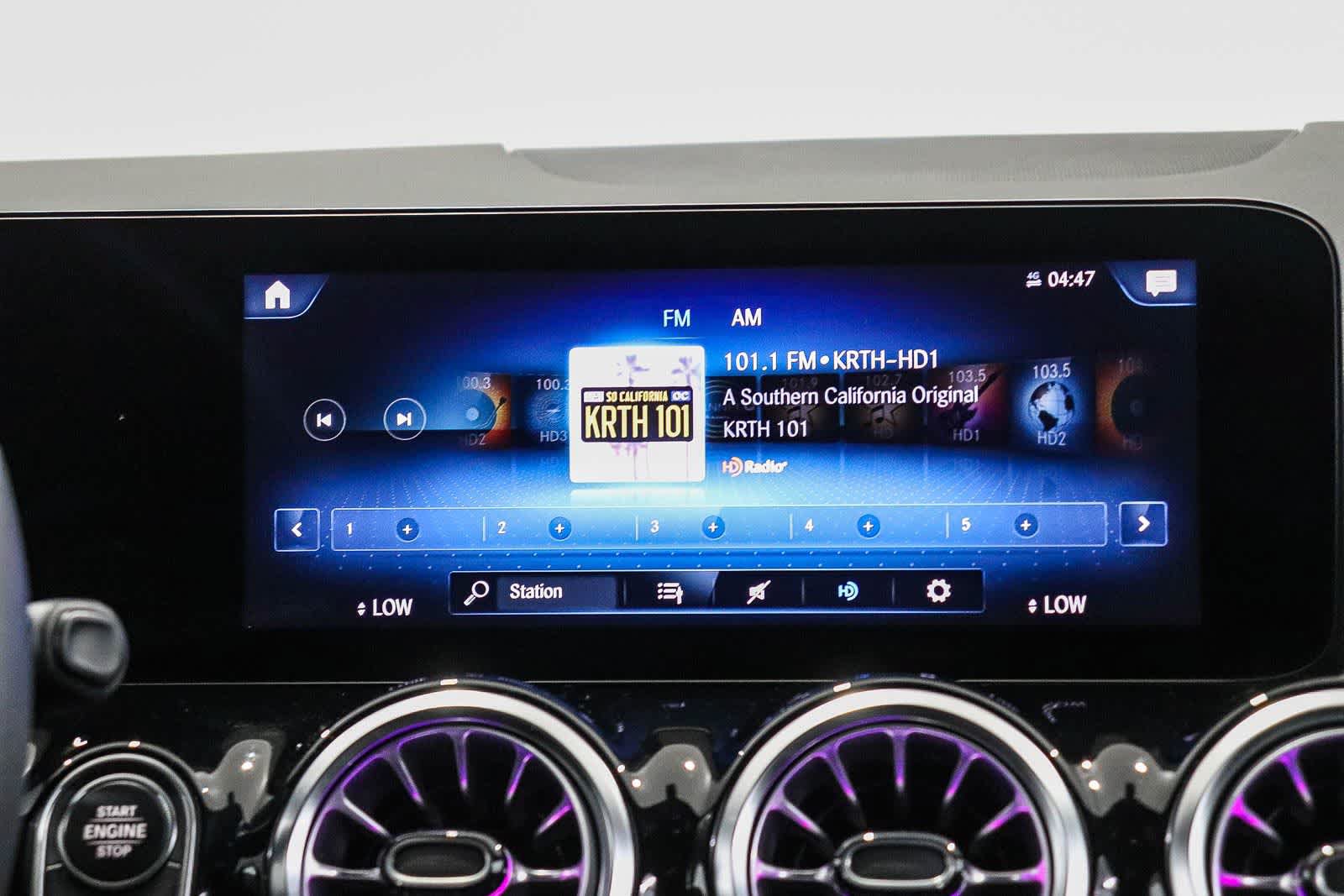 Certified 2022 Mercedes-Benz GLA 250 4MATIC image 15