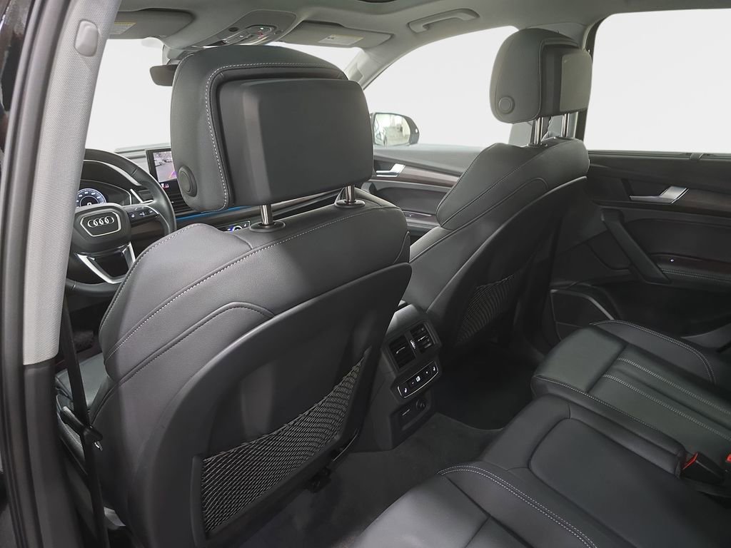 Used 2023 Audi Q5 2.0T Prestige image 13