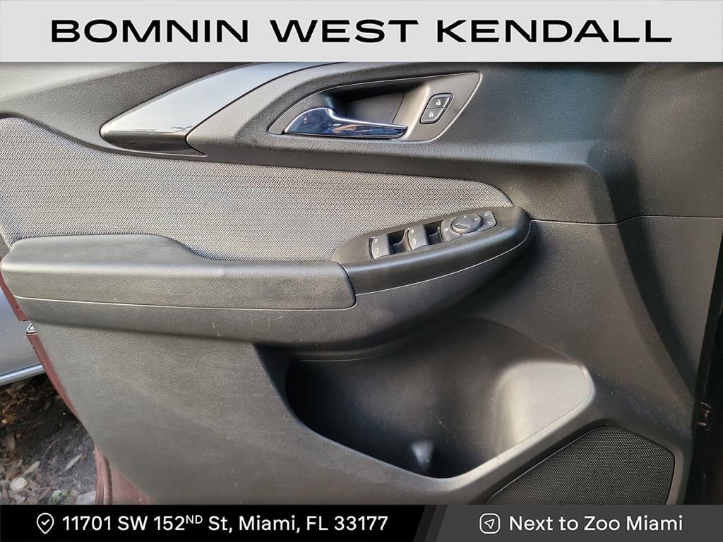 Used 2022 Chevrolet TrailBlazer LT image 28