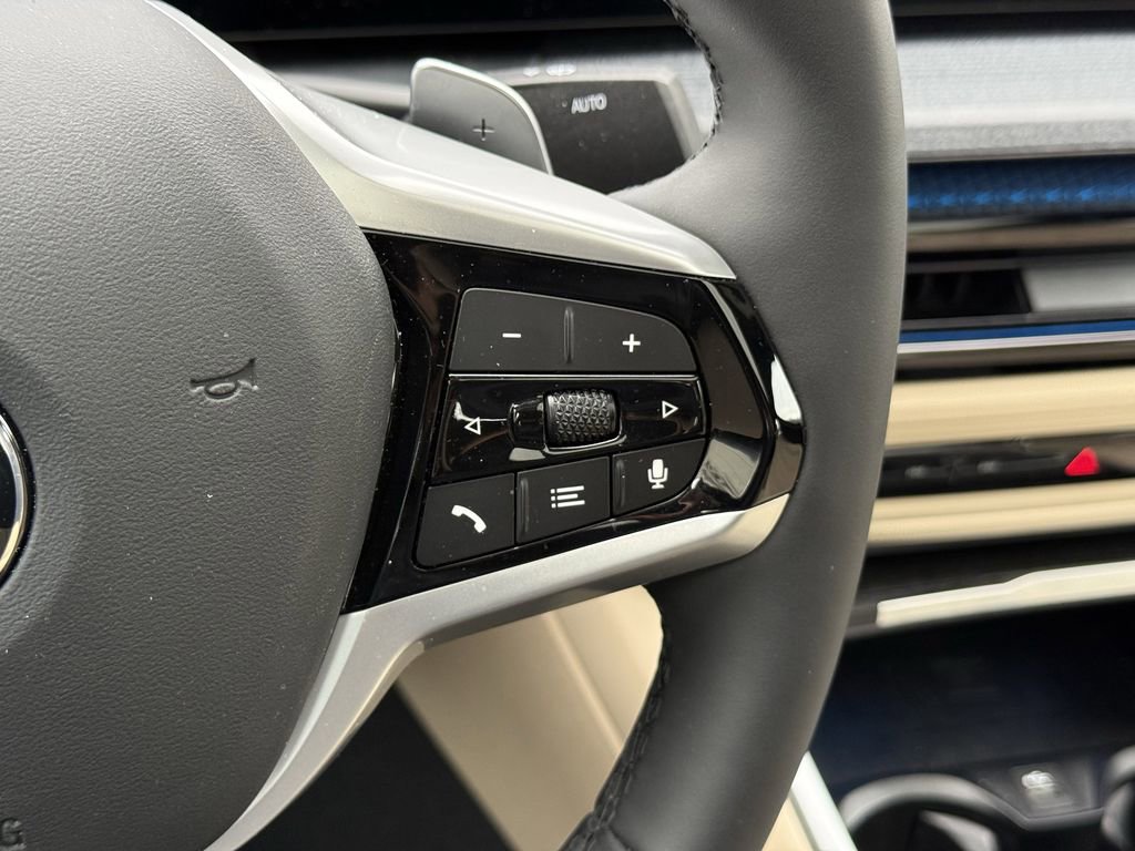 Used 2025 BMW 330i xDrive Sedan w/ Convenience Package image 20