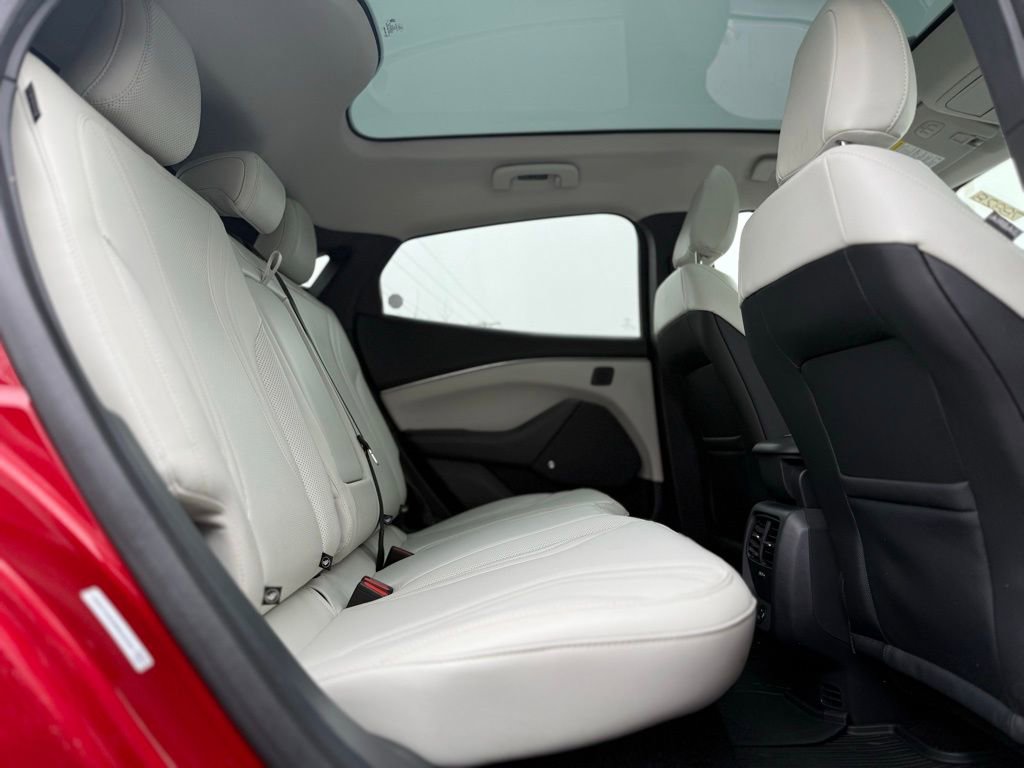 Used 2021 Ford Mustang Mach-E Premium image 18