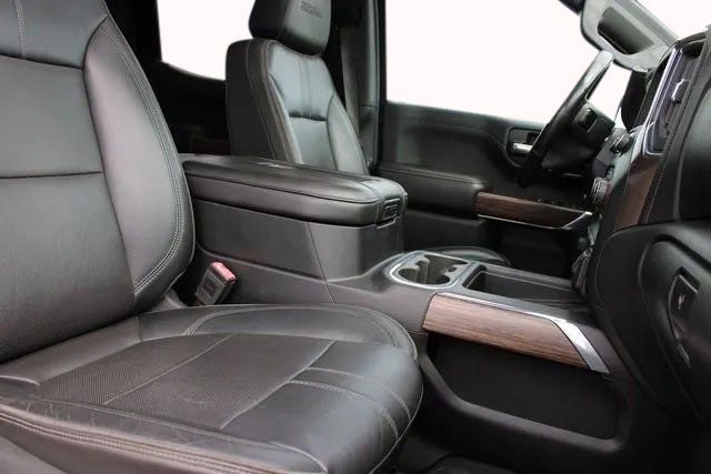 Used 2019 Chevrolet Silverado 1500 High Country w/ Technology Package image 18