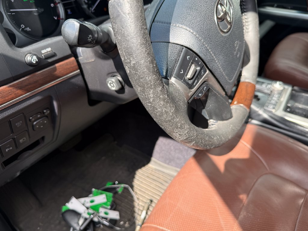 Used 2016 Toyota Land Cruiser AWD/4WD image 24