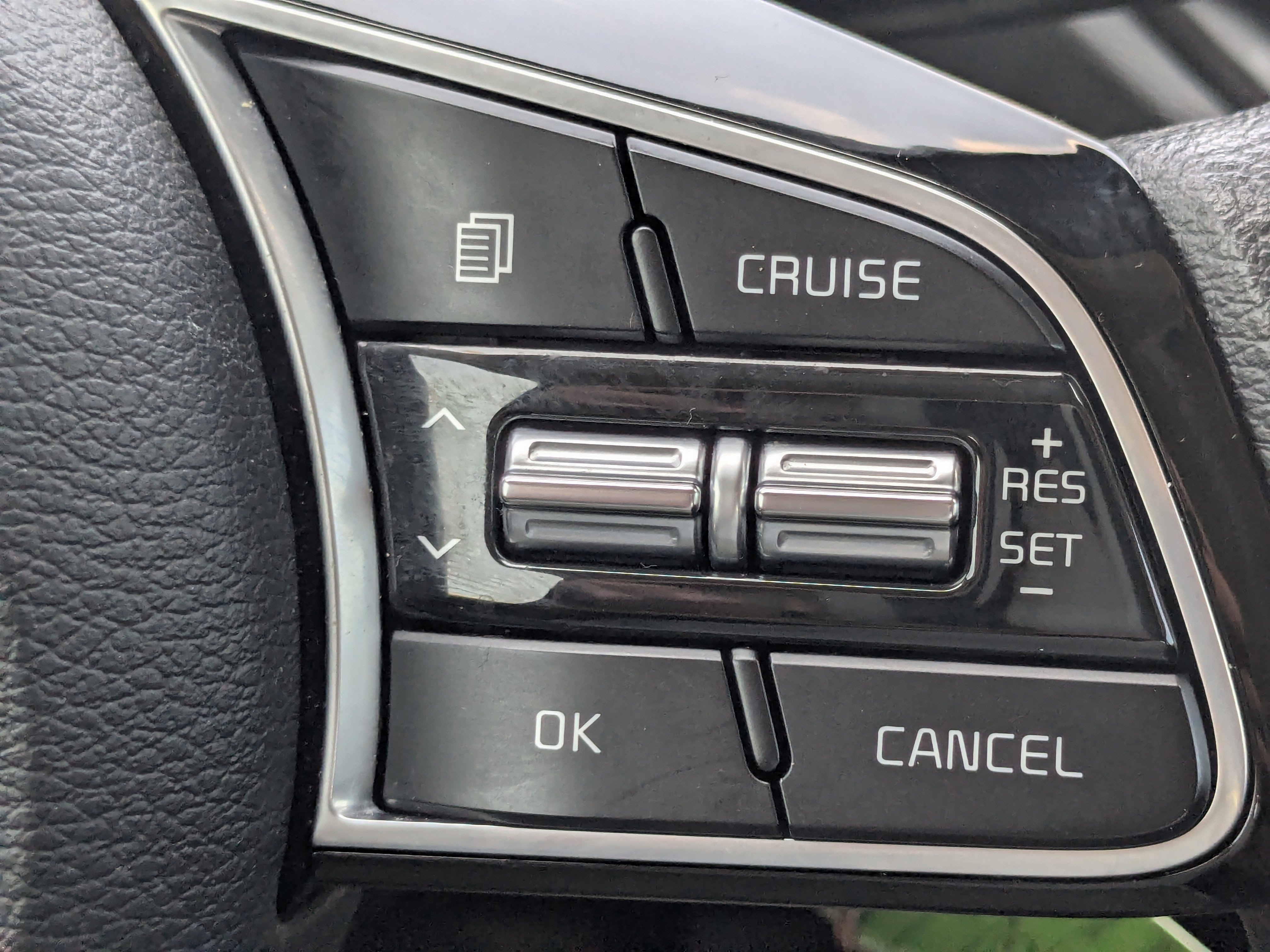 Certified 2021 Kia Forte Sedan FWD image 29