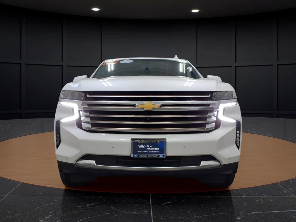 Used 2022 Chevrolet Suburban High Country w/ LPO, Illumination Package AWD/4WD image 2