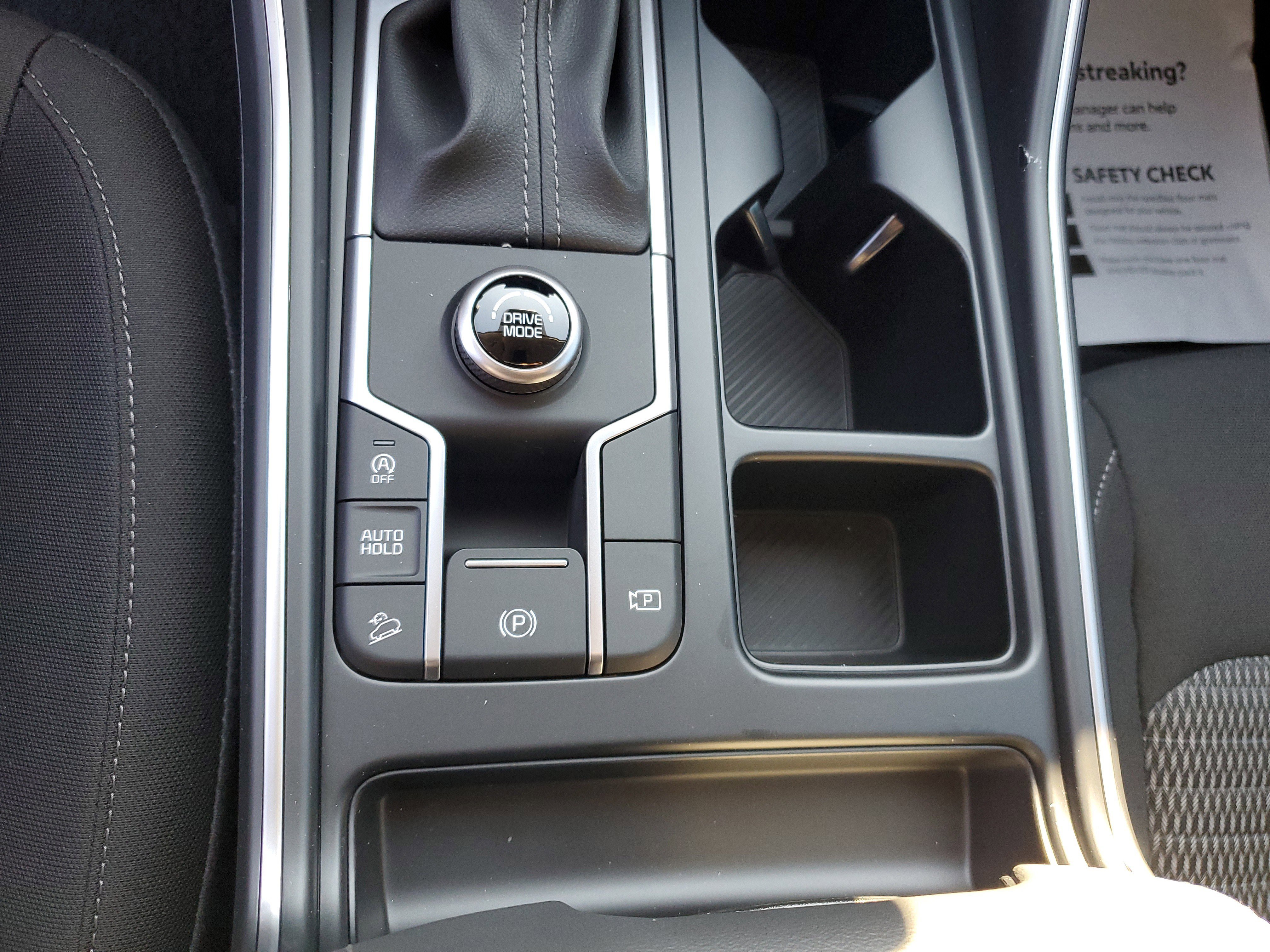 New 2026 Kia Sorento LX FWD image 28