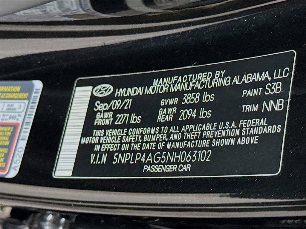 Certified 2022 Hyundai Elantra Limited w/ Cargo Package image 35