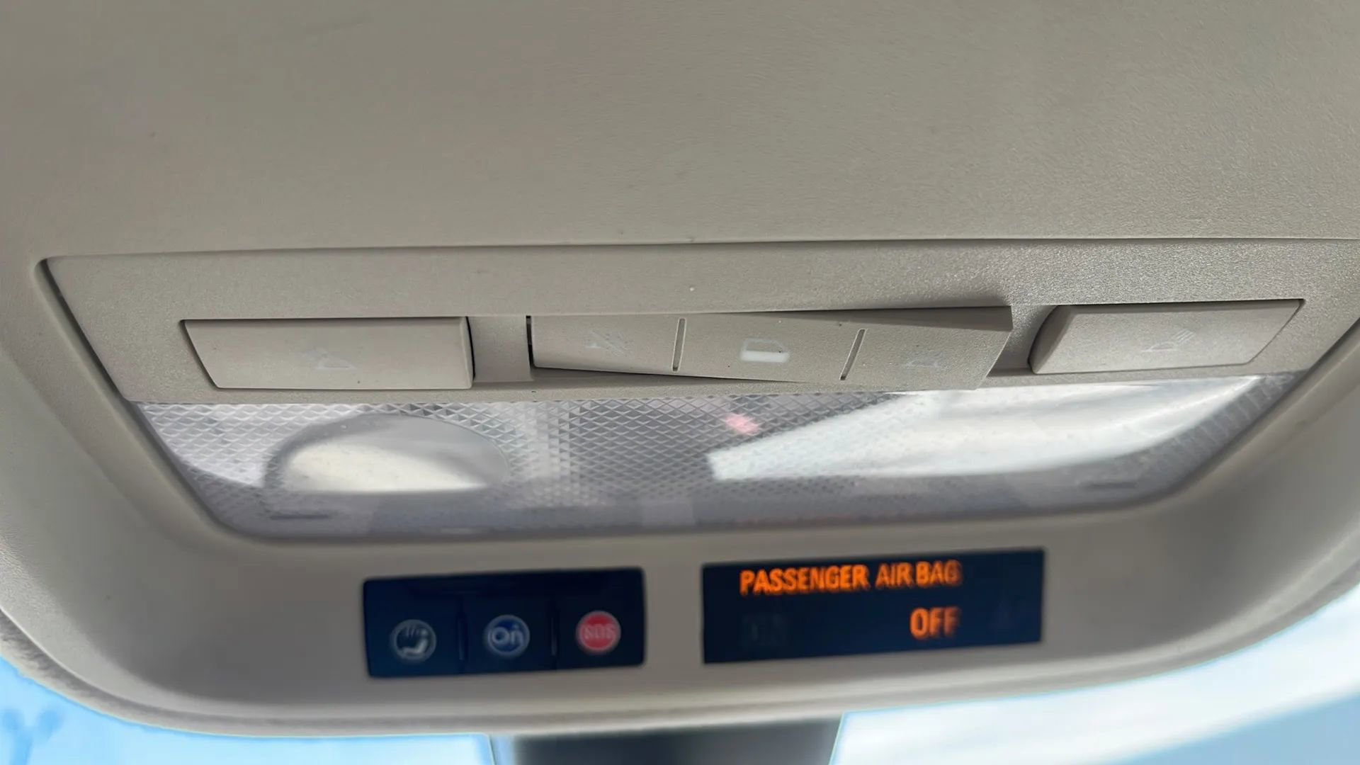 Used 2017 Chevrolet Cruze LT w/ Convenience Package image 27