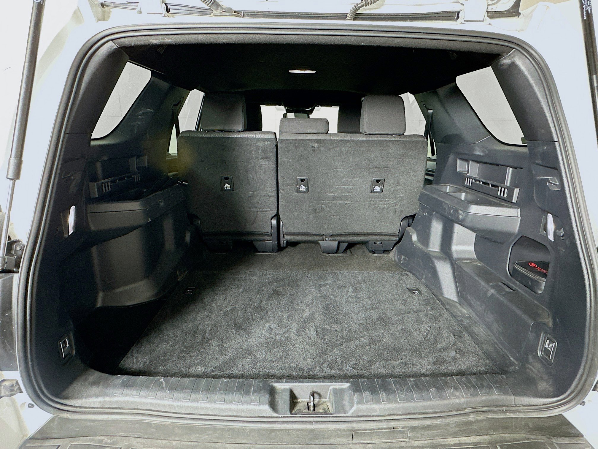 Used 2025 Toyota 4Runner SR5 image 27